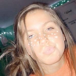 Meet your Posher, Lilly